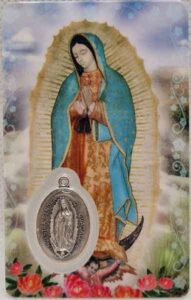 Estampa de la Virgen de Guadalupe con medalla