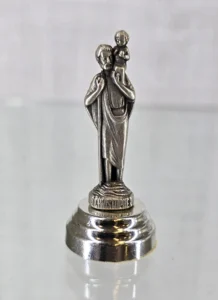 San Cristobal. Metal