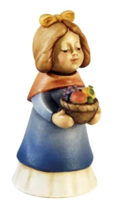 Shepherda with fruits (Auror Nativity)