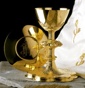 Chalice and Paten (Gothic)