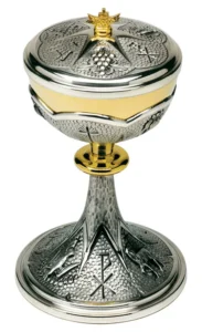 Ciborium chiselled