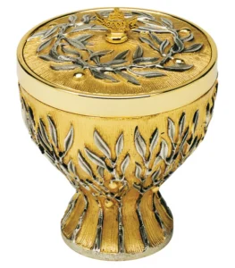 Ciborium chiselled
