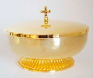 Ciborium with base