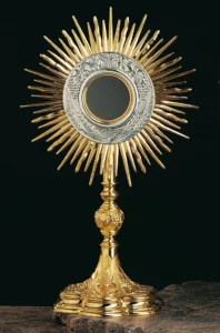 Monstrance chiselled