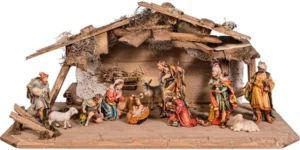 Complet Nativity with stable (14 sculptures)
