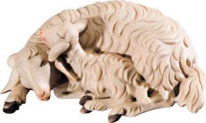 Oveja y cordero durmiendo