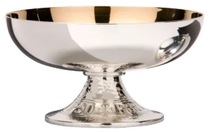 Paten chiselled (Romanesque)