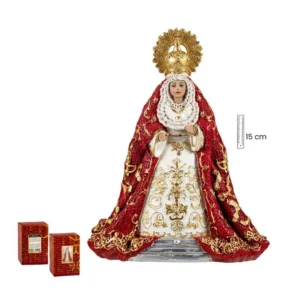 Virgen de la Macarena, manto rojo