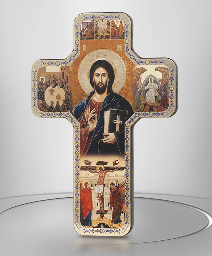 Crucifijo Pantocrator en madera
