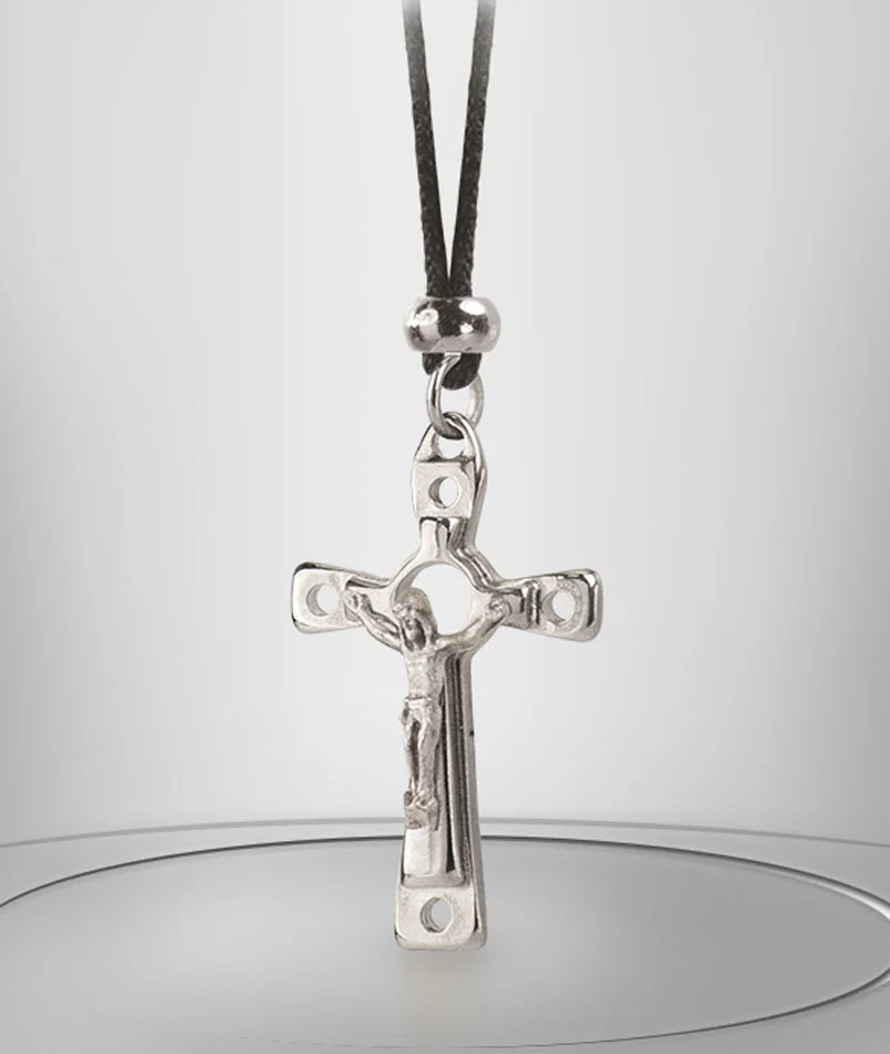 Cruz de metal