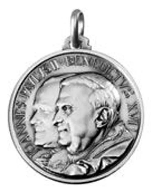 Pope Saint John XXIII and Saint John Paul II medal